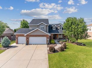 1023 Yamma Rdg, New Lenox, IL 60451