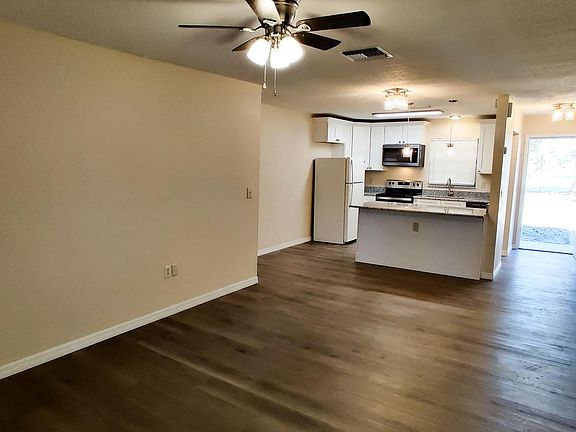 4th image of 896 E Church Ave