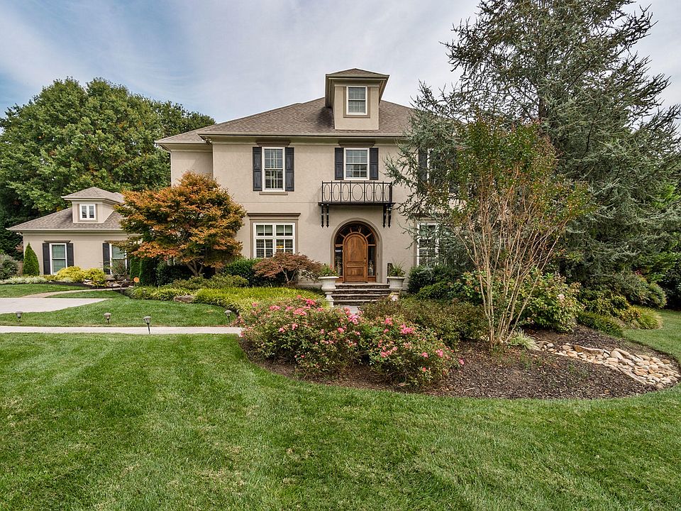 1st image of 3554 Charter Oak Way