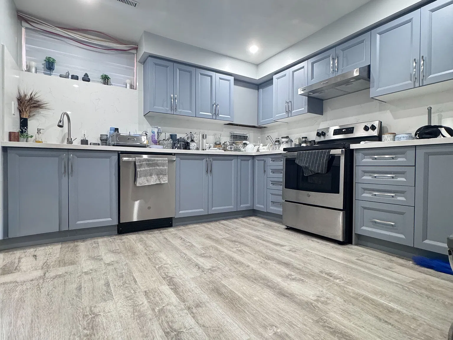 3 bed, $2,600 — Photo 4