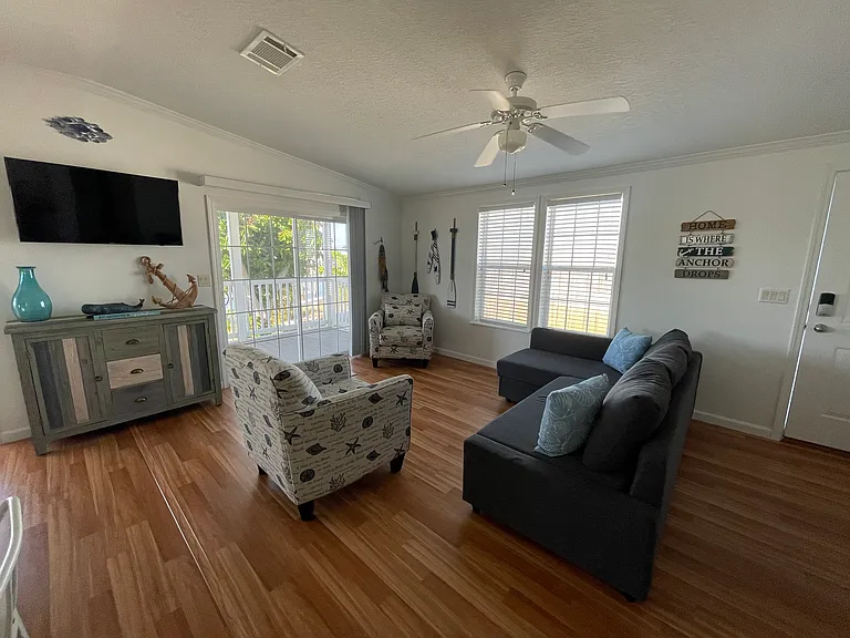 3687 Blueberry Ln — Photo 6