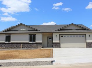 1190 NW Overlook Dr, Pullman, WA 99163