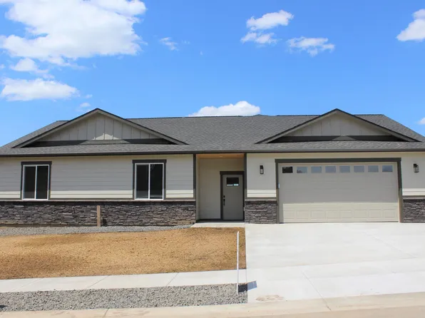 1190 NW Overlook Dr, Pullman, WA 99163