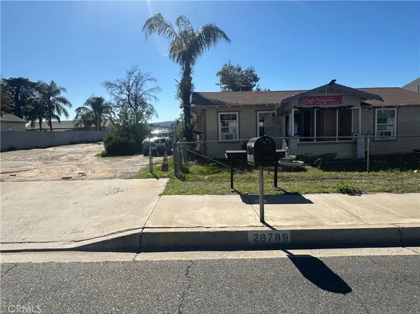 26789 Baseline St, Highland, CA 92346