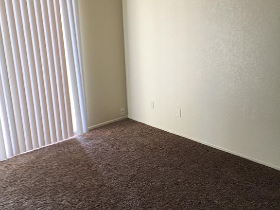 4th image of 2819 E Marconi Ave APT 102
