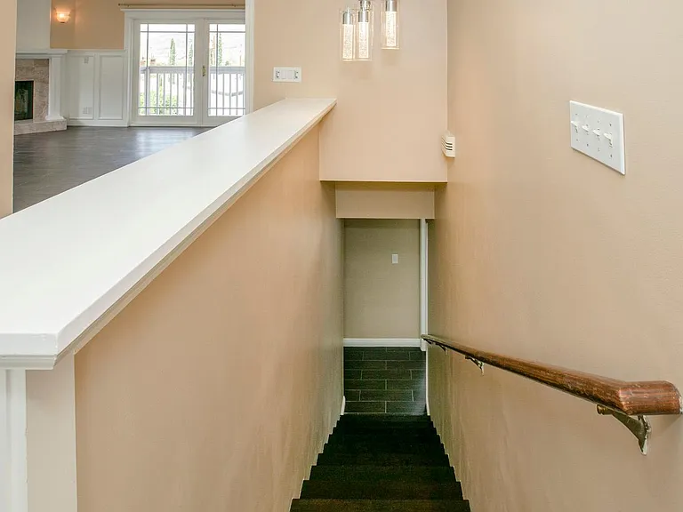 11029 Eldora Ave — Photo 40