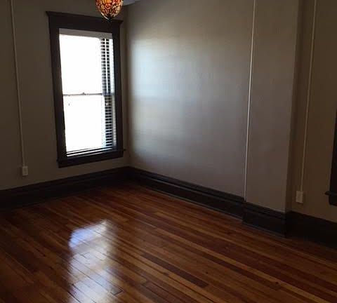2nd image of 318 Washington St #B