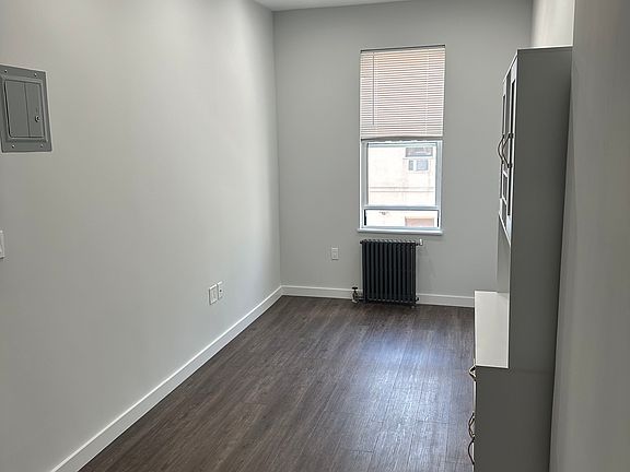 4th image of 35-04 21st Ave #2R