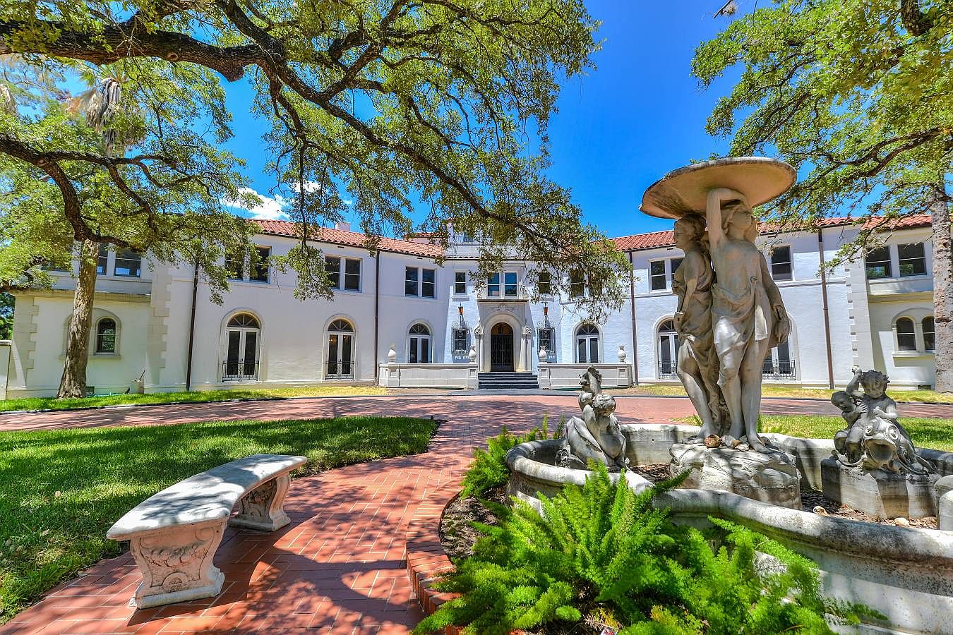 300 Alameda Cir, Olmos Park, TX 78212 Zillow