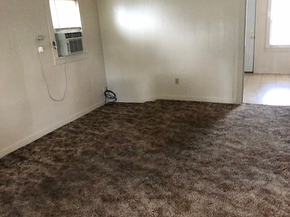 3rd image of 804 Galveston St