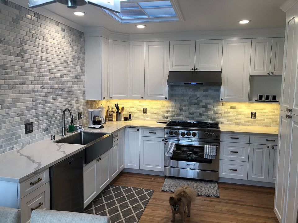 2nd image of 3916 Alemany Blvd