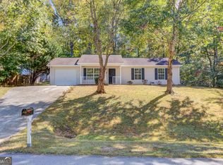 6744 Spring Head Dr, Flowery Branch, GA 30542