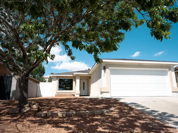 935 Peacock Dr SW, Albuquerque, NM 87121