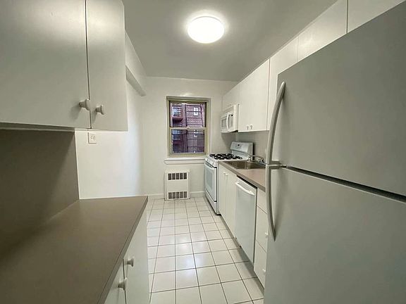 2nd image of 82-46 135th St #3C