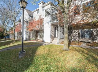 461 Beechwood Pl #52, Waterloo, ON N2T2N8