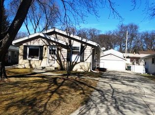11712 W Dearbourn Ave, Wauwatosa, WI 53226