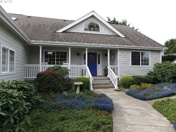 4th image of 1289 Lakeshore Dr