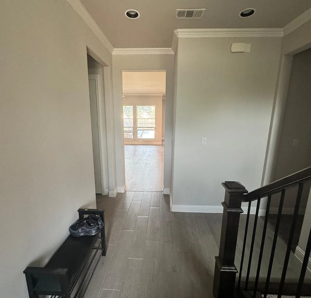 5 bed, 3120 sqft, $4,600 — Photo 3