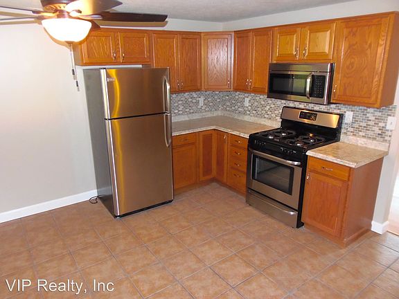 2nd image of 4684 Larkhall Ln
