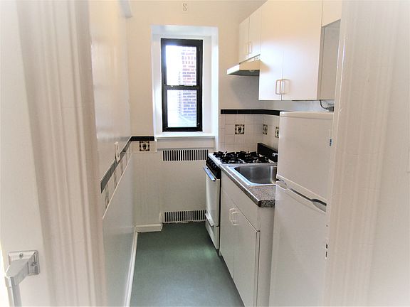 4th image of 34-24 82nd St #6M