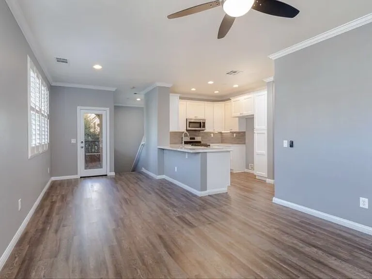 27292 Riverview Ln — Photo 2