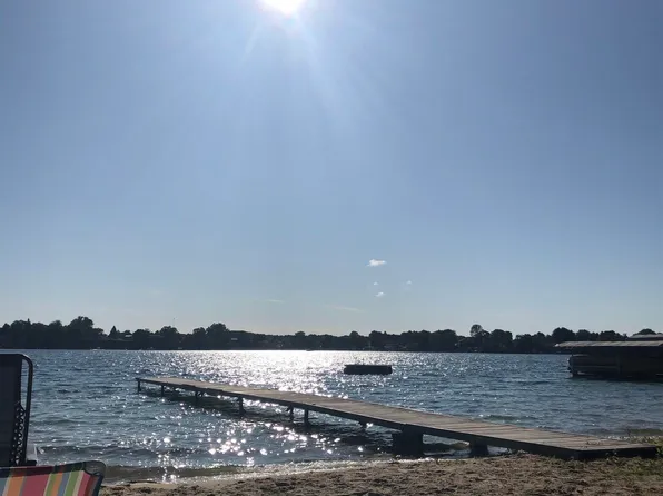 5302 Highland Dr, Traverse City, MI 49685