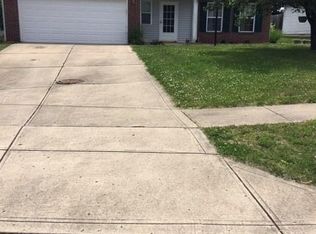 8821 Mallard Green Dr, Indianapolis, IN 46234