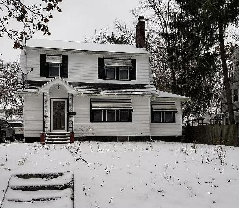 1st image of 821 Greenwood Ave