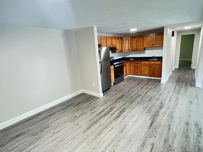 310 Thompson Road LLC — Photo 17