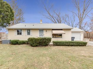 1427 Orion Rd, Batavia, IL 60510