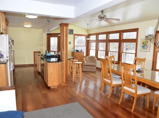 483 Som Center Rd, Mayfield Village, OH 44143