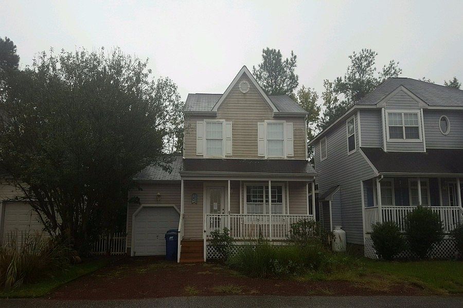 1st image of 172 Monterray Ave