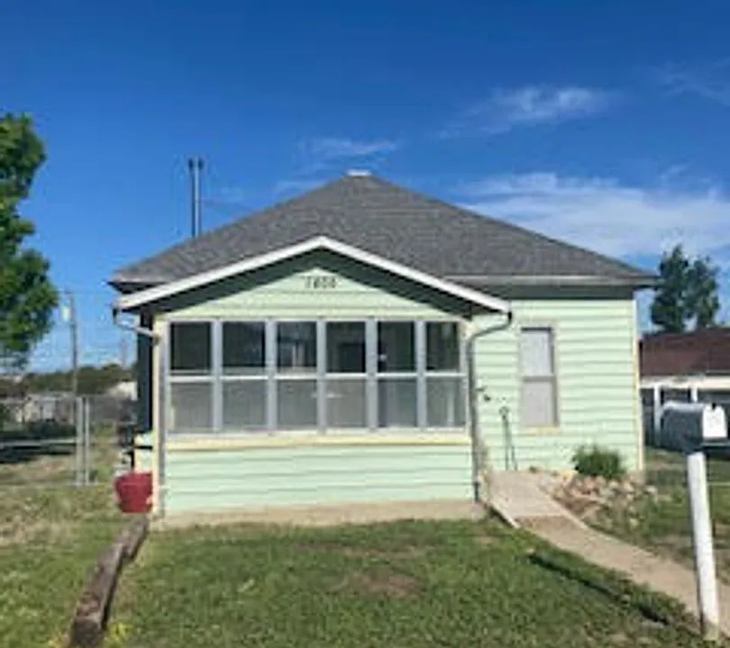 1405 Garfield Ave