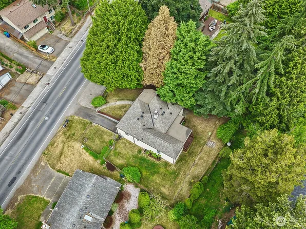 8800 Ravenna Avenue NE, Seattle, WA 98115