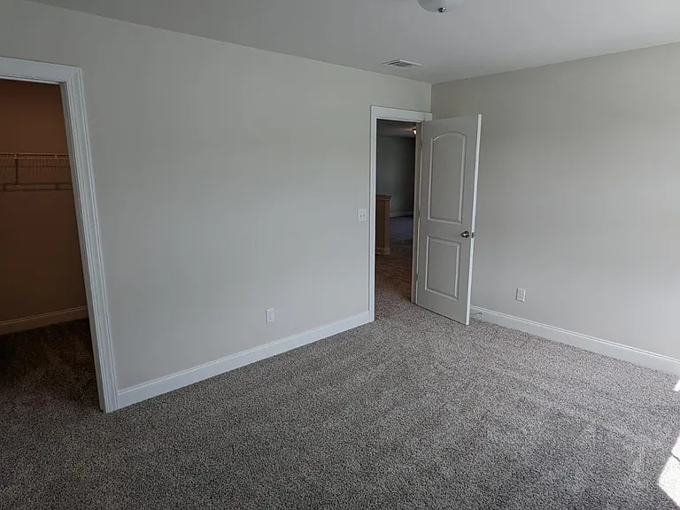 1411 Alabaster Ln — Photo 24