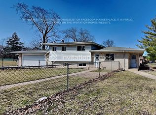 16388 Terry Ln, Oak Forest, IL