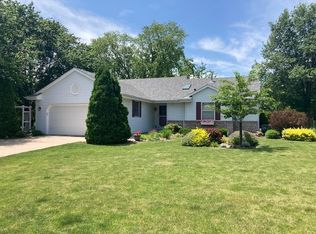 1021 Sentinel Dr, Janesville, WI 53546