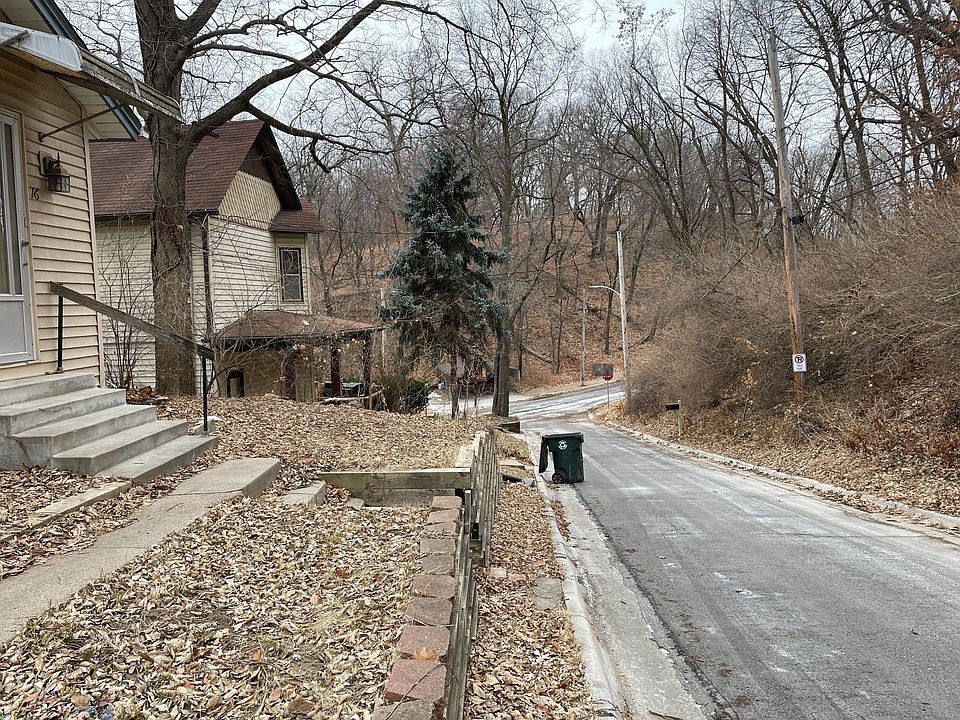 16 Grandview Ave, Council Bluffs, IA 51503 Zillow