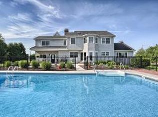 5 Royal Rd, Lebanon, PA 17042