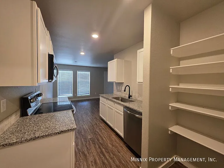7113 Black Butte — Photo 4