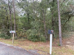 W Picasso Cir, Defuniak Springs, FL 32433