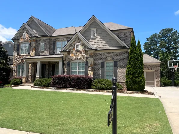 3276 Sweetleaf Ln, Buford, GA 30519