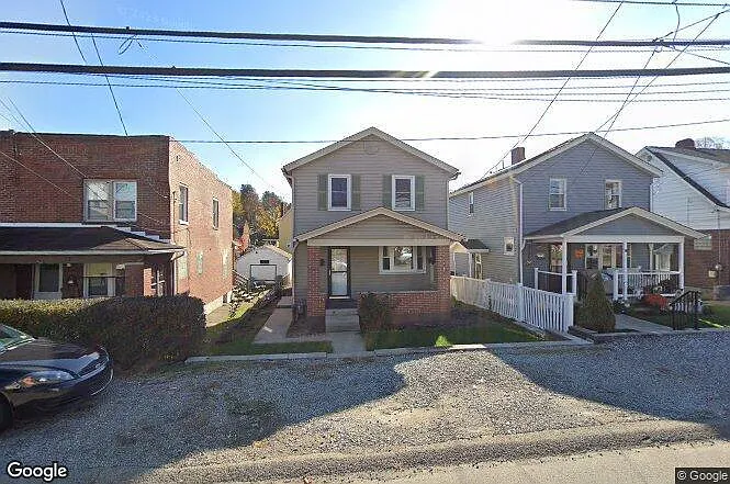 1116 Muldowney Ave — Photo 1