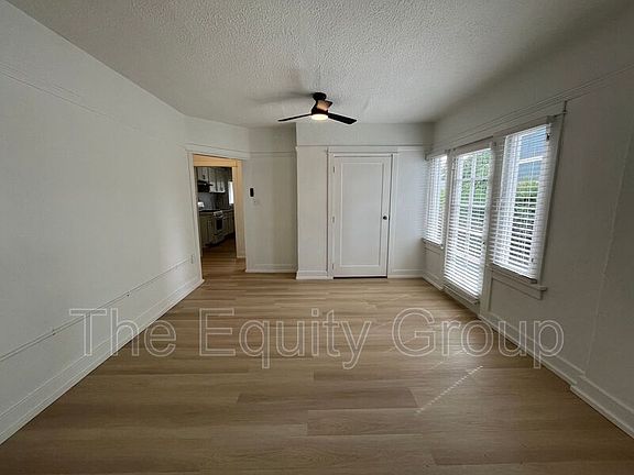 4th image of 425 E Putnam Ave APT 1