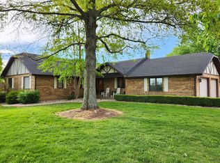 2802 E Covey Ln, Ozark, MO 65721