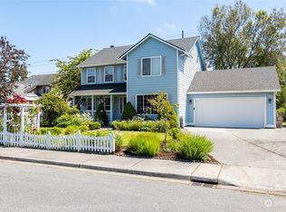 526 N 17th Pl, Mount Vernon, WA