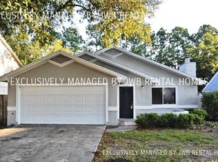 11571 Summer Tree Rd N, Jacksonville, FL 32246