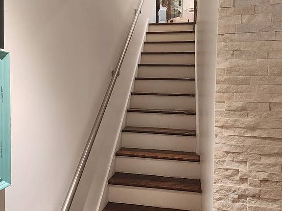 5th image of 2719 Morgan Ave #1