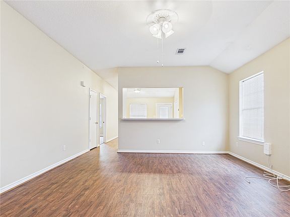 5th image of 1604-1606 Enloe Ct