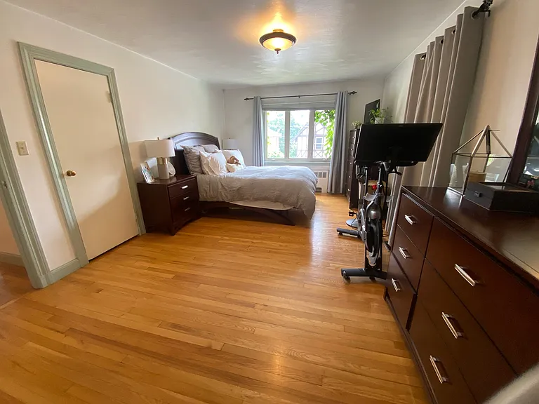 275 Tappan St #1 — Photo 10